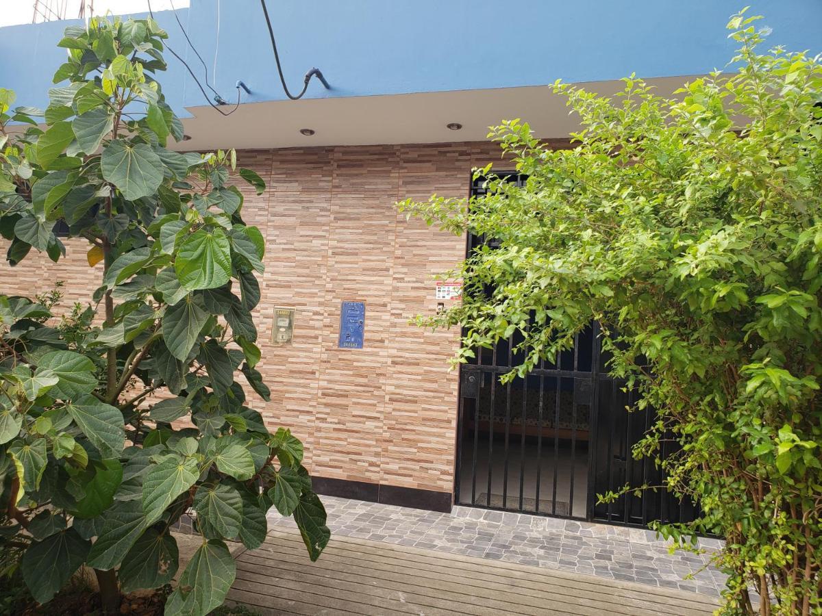Hospedaje Mas Tarapoto Exterior photo